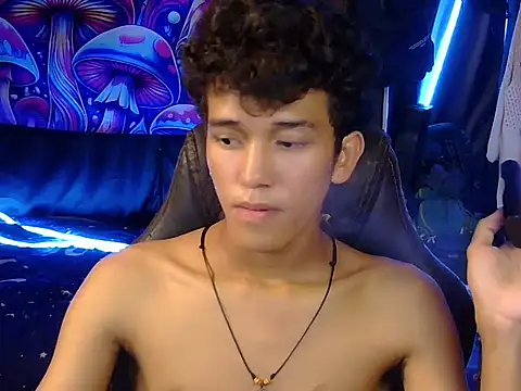 hugekenbigcock webcam