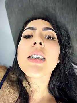 i_am_sophie_ (Ask my age) - NAKED AND MASTURBATION