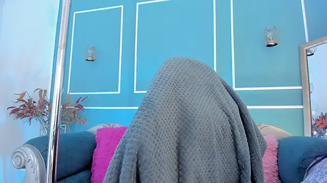TaraTaylorr live webcam
