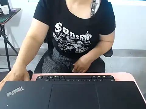 Roseasian webcam