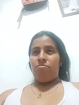 Hurtad_12 live cam on StripChat