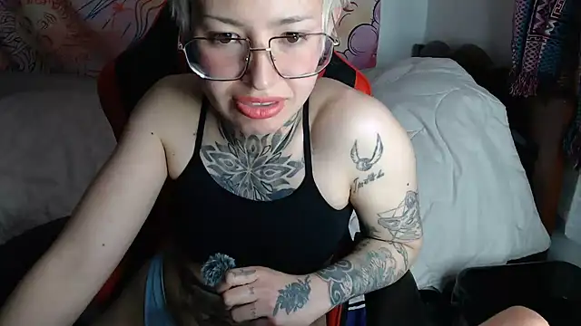ArrangedFoot live cam on StripChat