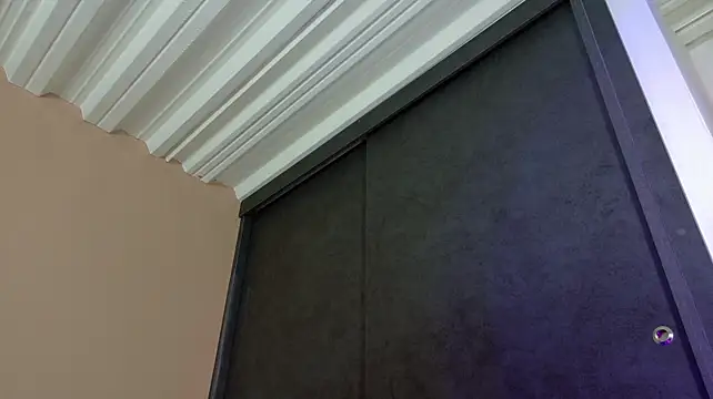eren_jeager (M twink) - MAKE ME CUM