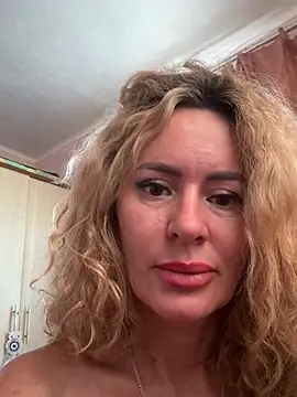 Tania201243