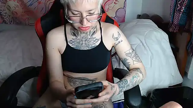 ArrangedFoot live cam on StripChat