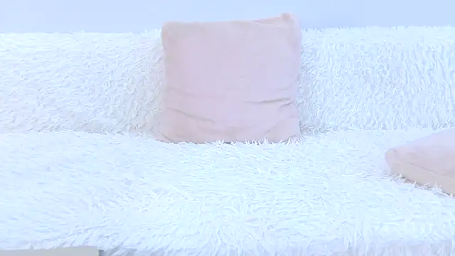 beauty_alex (F young) - Sweet naked tease!