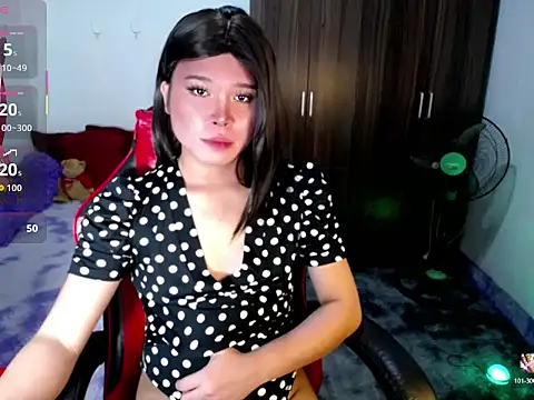 sofiathe1st live sex cam