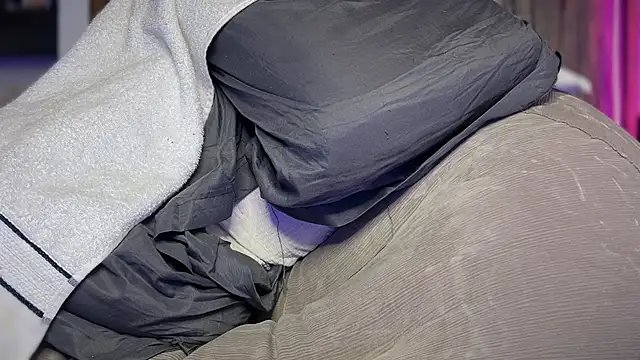 mcklister_kinky_feets