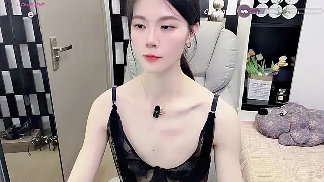 yueyue-mm (F milf) - 下空丝袜M腿