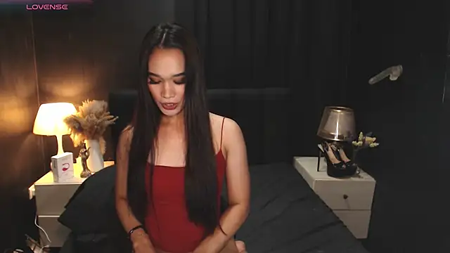Modèle: scarletsofiemarie