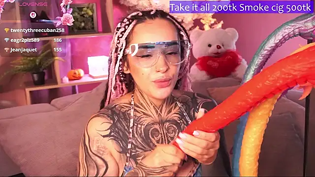 evacanton (F young) - Spit on boobs