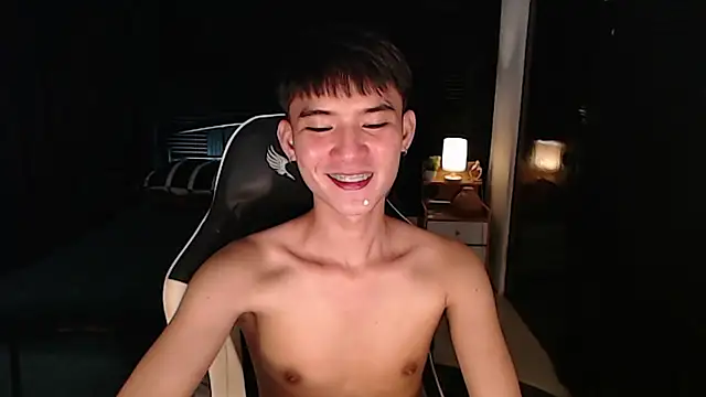 asian_dai (M young) - naked and jerk hard cock