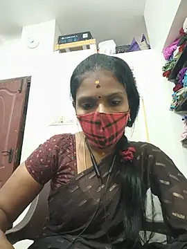 Tamil_Yalini12 live cam on StripChat