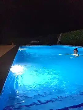 kylie_blck (Ask my age) - Show Ass naked Doggy+3 SurpriseVideos