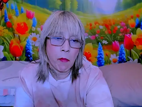 indianroxy webcam