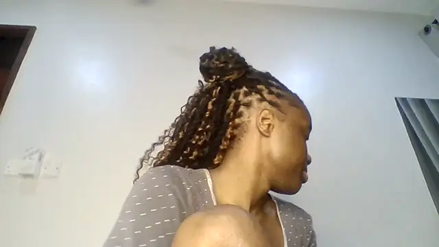 sweet_sassy_ (F young) - SEXY SHOWER SHOW