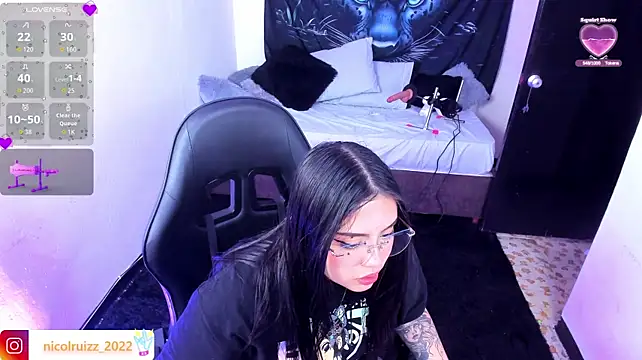 Nicolle_Ruizz webcam