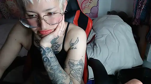 ArrangedFoot webcam