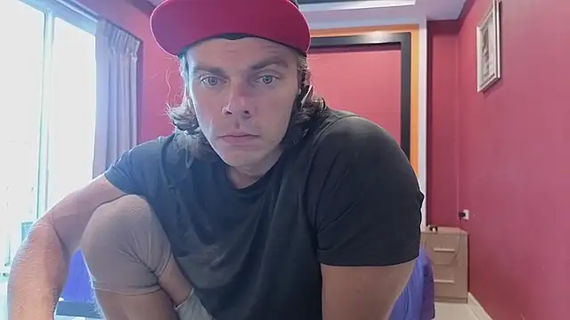 Marrymeplz webcam
