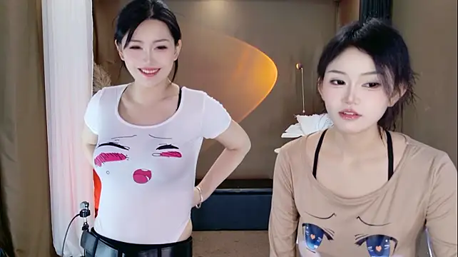 Banana-Milk69 live webcam