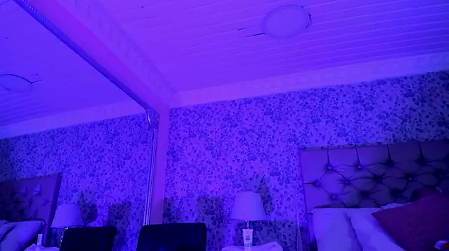 NoaahTylor webcam