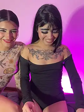 -Brittanny live cam on StripChat