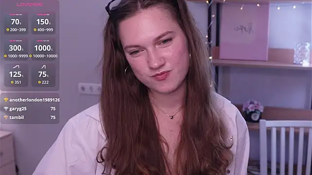 WillowLaigle live cam on StripChat