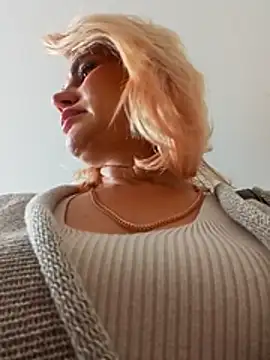 JennyOMay webcam