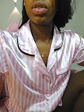 im_camila__ (F young) - ✨Panty a side finger in pussy❤️‍🔥
