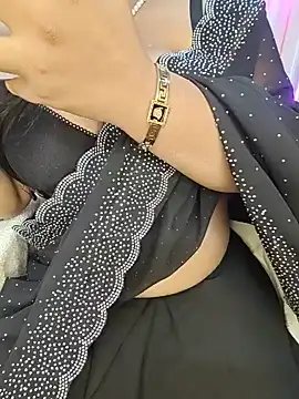 Curvy_Pooja live cam on StripChat