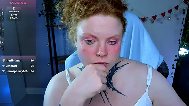 Cassie_xKiss live cam on StripChat