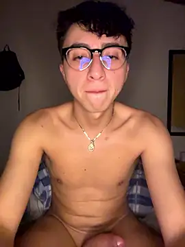 CamiRojas_boy webcam