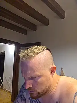 kylie_blck (Ask my age) - Show Ass naked Doggy+3 SurpriseVideos