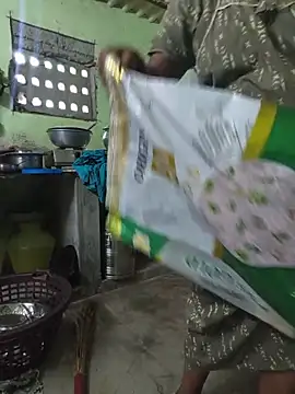 Tamilselviroja live cam