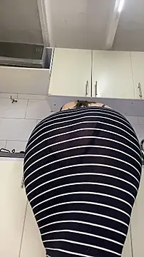Chloee_Peach