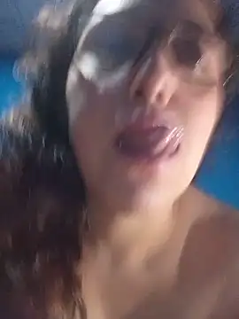 tudiablaxxx live cam on StripChat