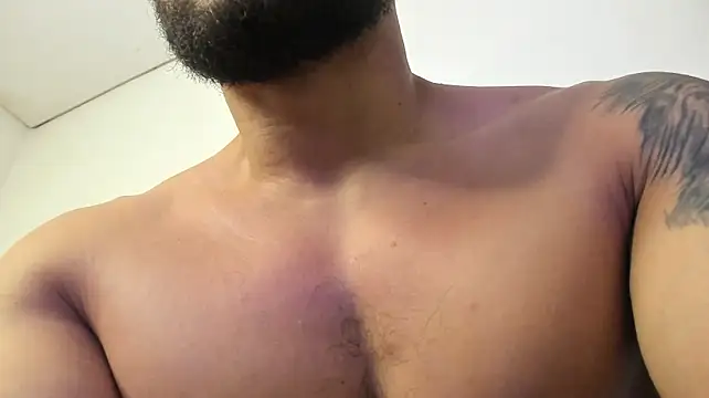 vincent_carusso94 live cam on StripChat