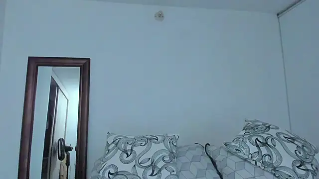 KingLevi01 live cam on StripChat