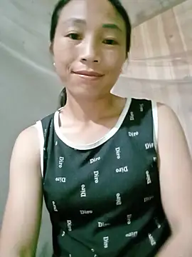 Lulu-bumba live cam on StripChat