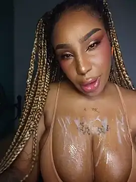 queen_amara (F milf) - ✨Lick my fingers ☝🏾