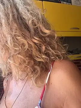 Tania201243