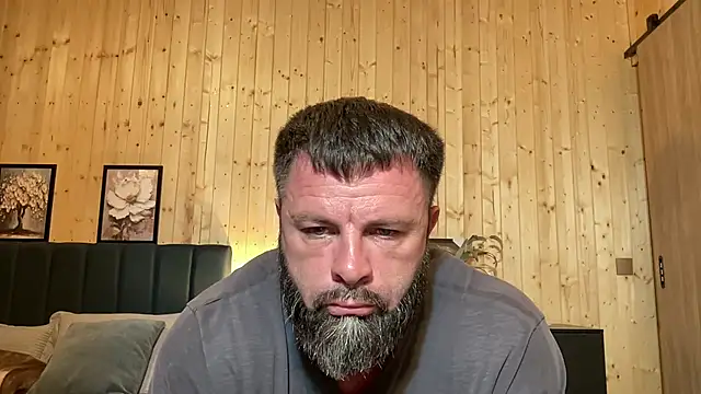 AlphaSparks live cam on StripChat