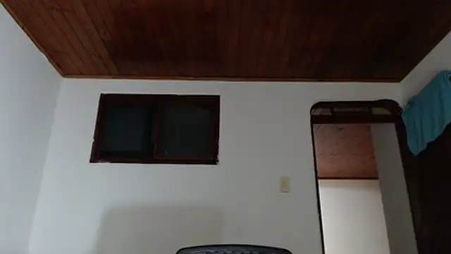 adrixxx38 live cam on StripChat