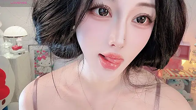 iaqybbaqlxyaoazxc--- (F young) - 5分钟控制
