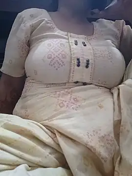 Jeya_thakur live cam on StripChat