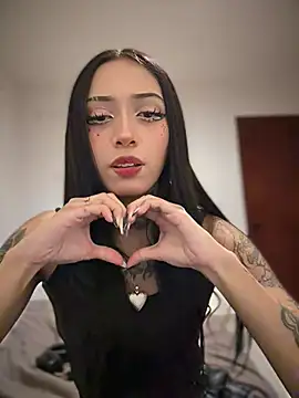 JIORYOvO live webcam