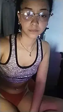 milan333x (F young) - control lush 5 min +squirting