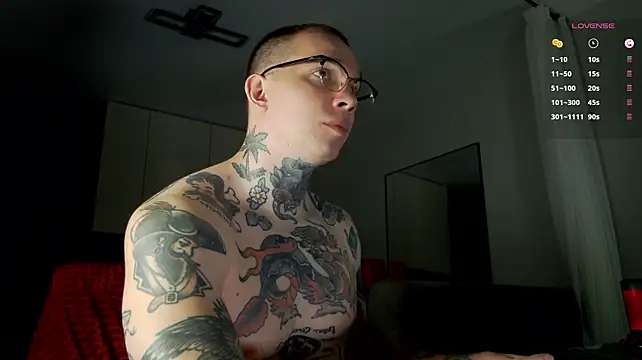 young boy Tommy_cat xxx chat