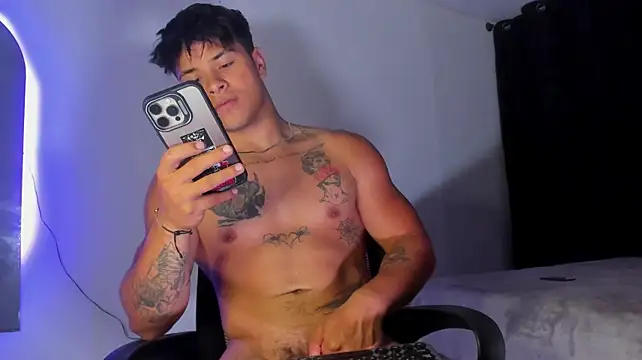 Dominic_Biker__ live sex cam