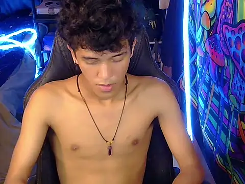 asian guy hugekenbigcock xxx chat